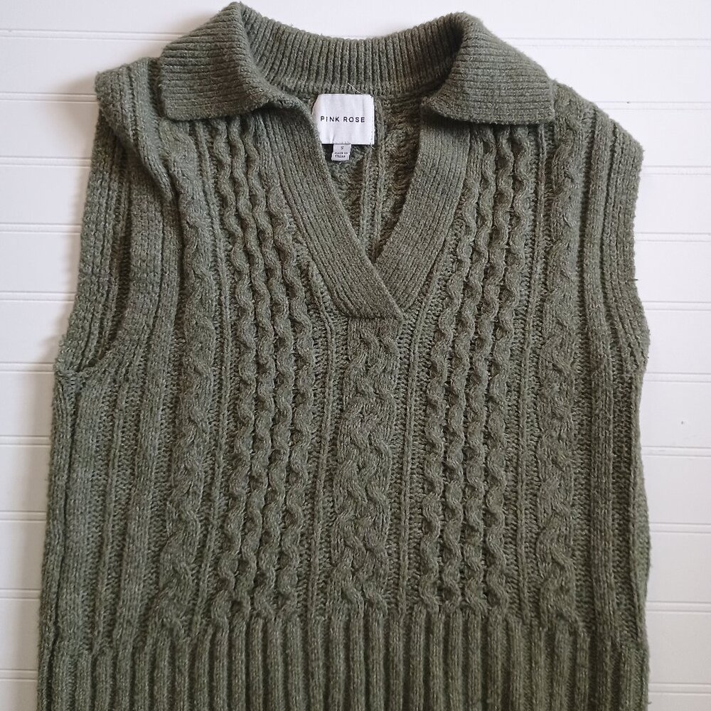 Pink Rose | Green Collared Cable Knit Sweater Vest Small